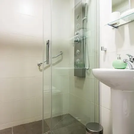 Apartment Prudencio 36 *